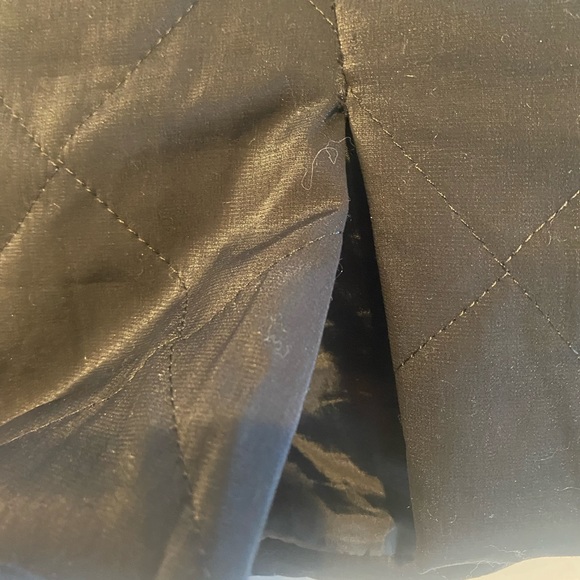 Forever 21 black quilted mini skirt small ( juniors) - Picture 3 of 5